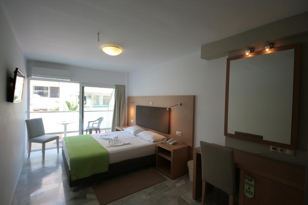 Liberty Hotel Réthymnon Extérieur photo